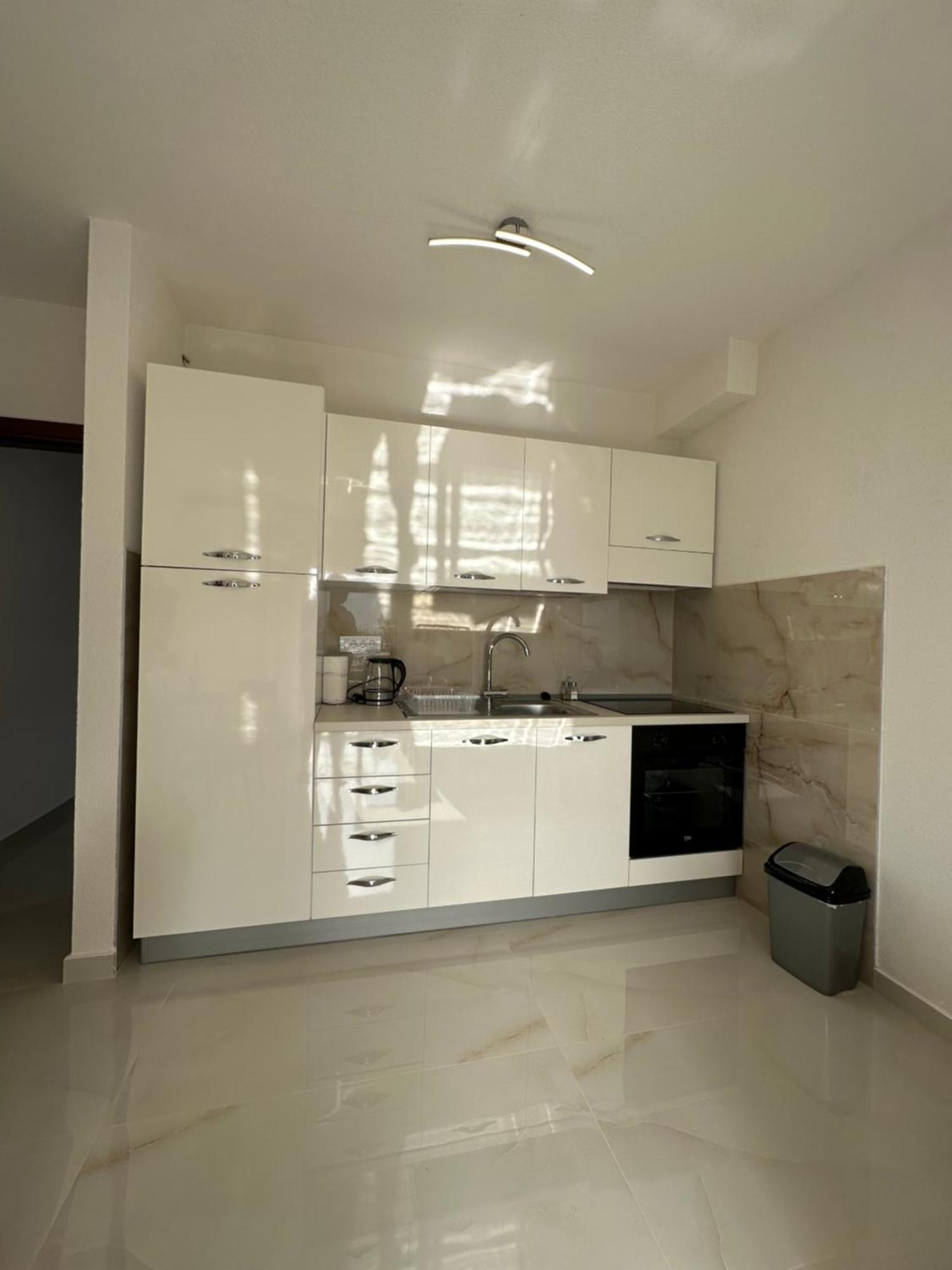 Sunny Apartment Kotor Exterior foto